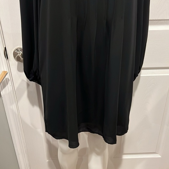 Ann Taylor long sleeve lace trim black pleated front mini dress size 8 - Picture 4 of 11